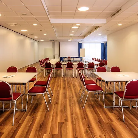 Ξενοδοχείο Western Loftstyle 3*